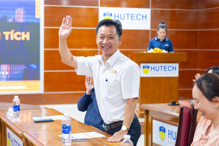 13Win 21 link không chặn Sòng Bài Trực Tuyến 13win.Com tranh tài sôi nổi tại buổi giao lưu học thuật về quản lý và phân tích dữ liệu trong Logistics 42