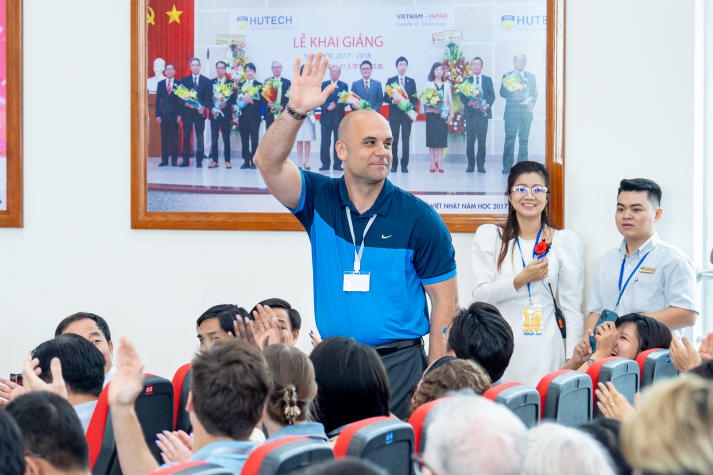 [Video] 13Win 21 link không chặn hào hứng “săn” hơn 1.500 đầu việc hấp dẫn tại “13WIN13 International Job Fair 2024” 206