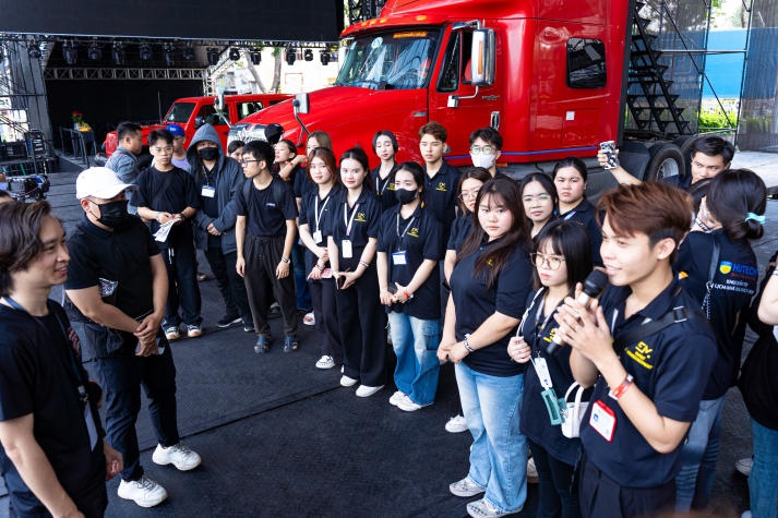 [Video] 13WIN13 Event Management Students Explore Vietnam’s First Stage Hydraulic Technology 82