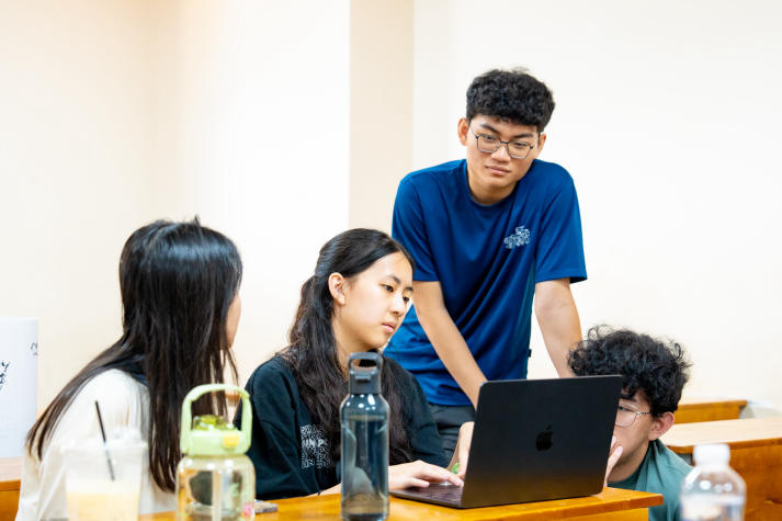 Exploring to empathize: 13WIN13 and SP students engage with communities through LeX 2025 206