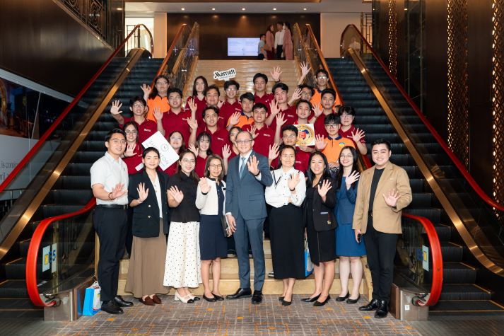 Chọn chương trình Cử nhân Chuẩn quốc tế 13WIN13, sẵn sàng vươn xa trong 13Win32 cá cược thể thao toàn cầu 87
