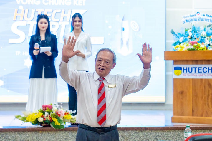 Nhóm Tải app 13Win Khoa Tài chính - Thương mại trở thành Tân Quán quân 13WIN13 Startup Wings 2023 27