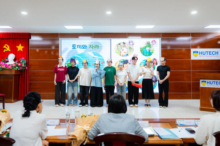 Từ trang sách đến sân khấu: Khám phá văn học xứ sở kim chi cùng Tải app 13Win Khoa Hàn Quốc học 56