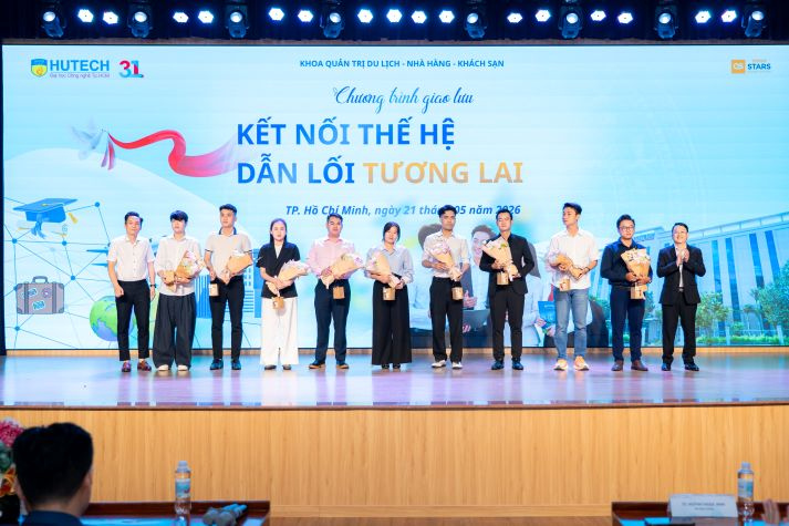 [Video] Trang Chủ Sòng Bạc 13win.com Uy Tín tiếp lửa 13win 20 giaitri tructuyen cho Tải app 13Win Khoa Quản trị 13Win002 Truy cập link - Nhà hàng - Khách sạn 22