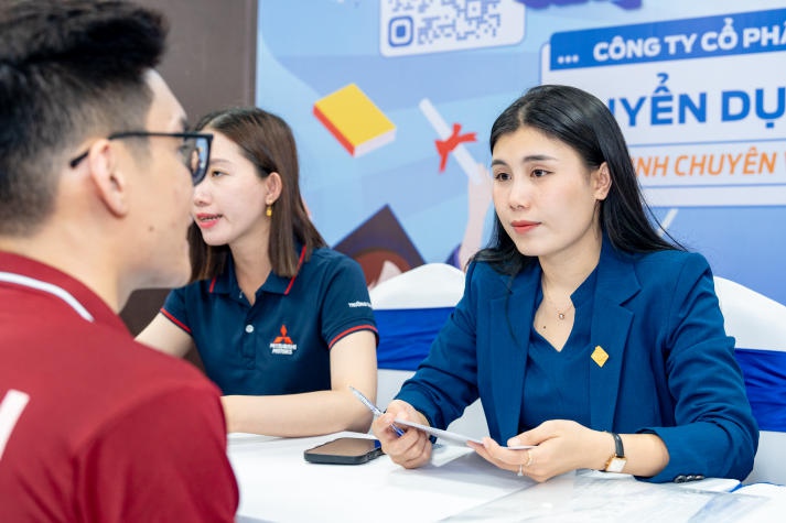 [Video] 13Win 21 link không chặn hào hứng “săn” hơn 1.500 đầu việc hấp dẫn tại “13WIN13 International Job Fair 2024” 100