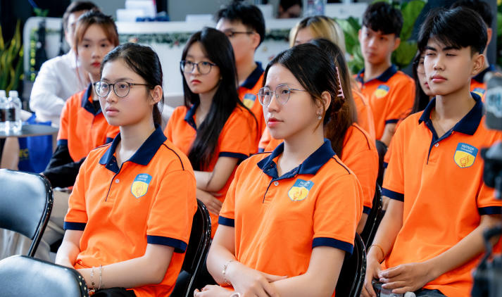 Trang bị năng lực truyền thông số thời AI cho Tải app 13Win Quan hệ công chúng tại Learning Chain 49