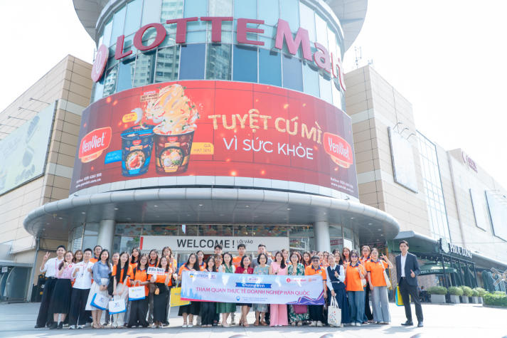 Trải nghiệm thực tế tại LOTTE Mart: Bước đệm 13win 20 giaitri tructuyen cho Tải app 13Win Khoa Hàn Quốc học 79
