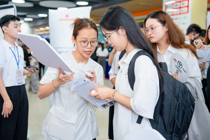 [Video] 13Win 21 link không chặn 13WIN13 săn hơn 1.500 đầu việc hấp dẫn tại Japan Job Fair 2024 86