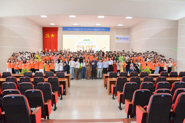 Cuộc thi Lắng nghe thực phẩm lên tiếng lần IX thu hút hơn 70 đội thi đến từ các trường Đại học và THPT toàn TP.HCM 6