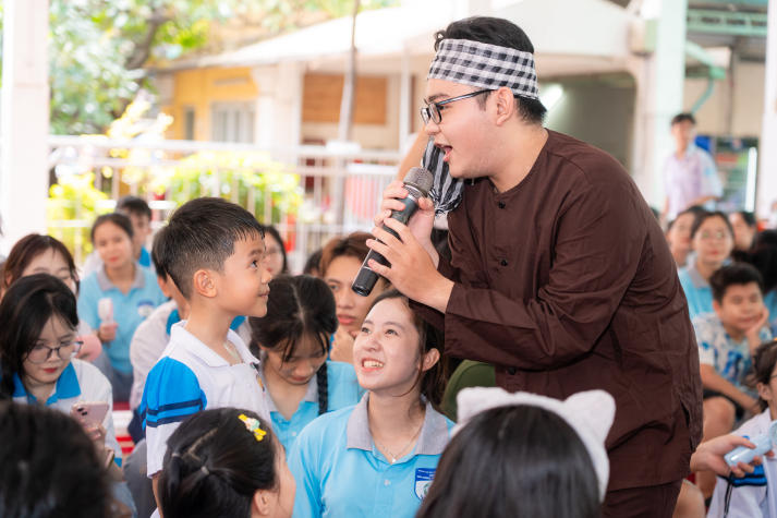 “Trung thu yêu thương 2025”: 13Win 21 link không chặn 13WIN13 kết nối trái tim, sẻ chia niềm vui cùng trẻ em Bình Thạnh 55