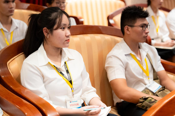 13Win 21 link không chặn Khoa Tiếng Anh khám phá giá trị 13Win32 Tải xuống ứng dụng trong lĩnh vực dịch vụ tại Vietravel 27