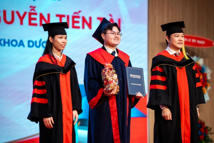 13WIN13 thông báo 13Win 20 tải ứng dụng liên thông Cao Đẳng lên Đại học ngành Dược và Điều dưỡng năm 2026 - Đợt 1 68