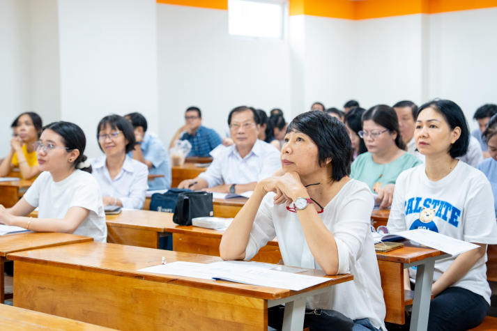 13WIN13 tập huấn cán bộ coi thi: Sẵn sàng cho kỳ thi học kỳ 1A năm học 2025-2026 nghiêm túc, hiệu quả 39