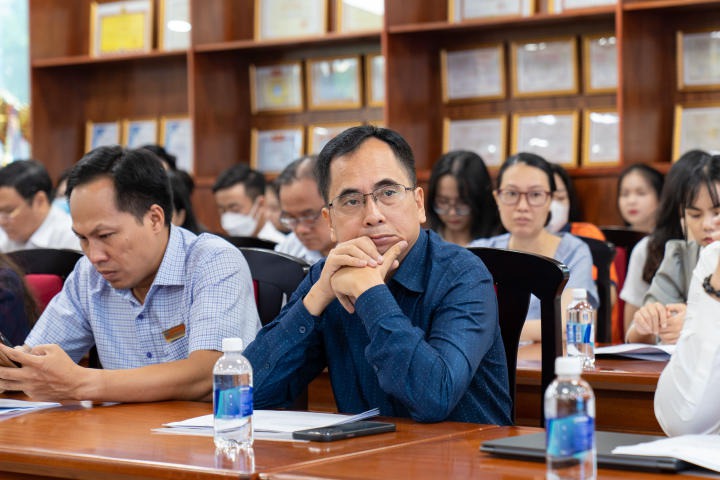 Đa dạng đề tài sáng tạo, tính thực tiễn cao được trình bày tại Hội nghị 13Win 21 link không chặn Nghiên cứu khoa học năm 2023 28