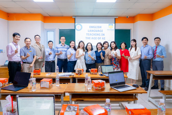 Giảng viên Khoa Tiếng Anh cập nhật xu hướng ứng dụng AI trong F13win nhà cái ngoại ngữ 10