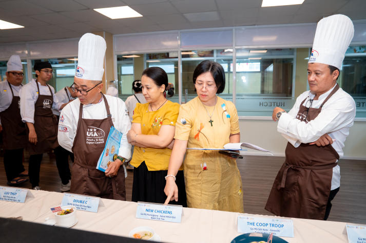 [Video] 13WIN13 Students Showcase Culinary Talent in the “Taste of Chicken” Grand Finale 78