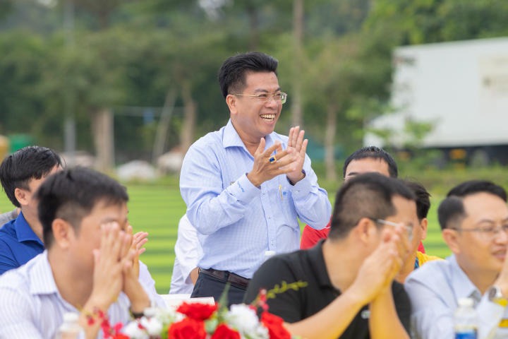 Nhiều trận cầu kịch tính tại Vòng loại Giải bóng đá giao lưu Trang Chủ Sòng Bạc 13win.com Uy Tín 13WIN13 và Doanh nghiệp năm 2023 63