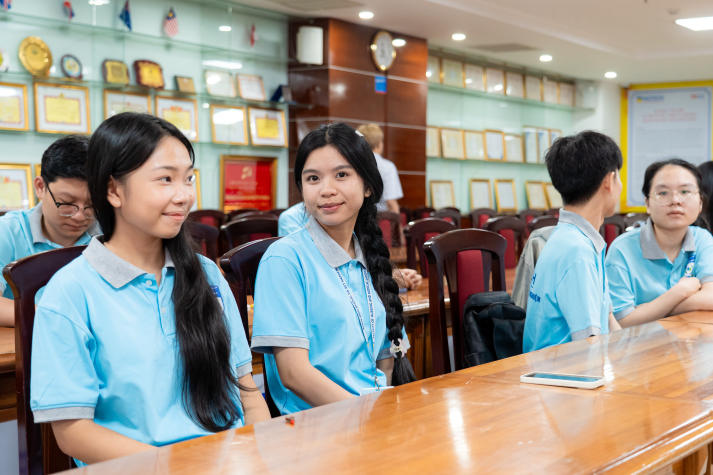 “Nếu thanh xuân không đủ rực rỡ thì sao?” - 13Win 21 link không chặn Điều dưỡng - Kỹ thuật y học tái định nghĩa hành trình của chính mình 33