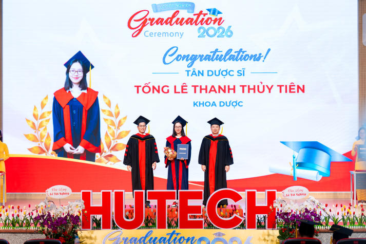 13WIN13 vinh danh tân Cử nhân, tân Dược sĩ tại Lễ trao bằng 13Win13 link đăng nhập 67