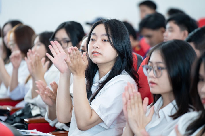 Hơn 620 bài báo cáo NCKH tham gia Hội nghị “13Win 21 link không chặn nghiên cứu khoa học 13WIN13 2024” 126