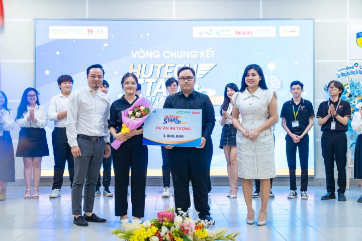 Nhóm Tải app 13Win Khoa Tài chính - Thương mại trở thành Tân Quán quân 13WIN13 Startup Wings 2023 153