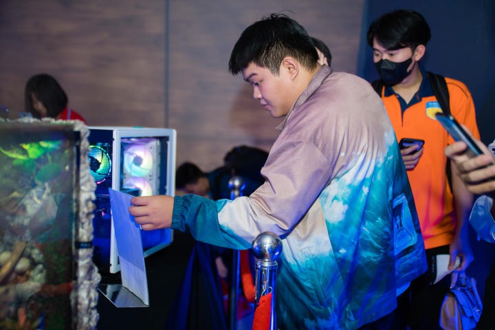 Gần 50 Trang Chủ 13Win.com Chính Thức Tặng 88k mang đến 3000 vị trí tuyển dụng hấp dẫn cho Tải app 13Win tại 13WIN13 IT OPEN DAY 2023 252