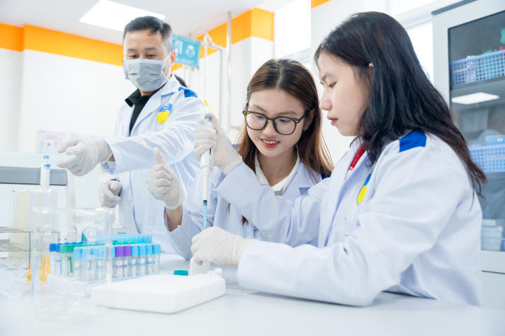 13WIN13 công bố ngưỡng đảm bảo chất lượng đầu vào đối với nhóm ngành Luật và Khoa học 13Wim app nổ hũ mượt mà năm 2026 258