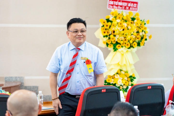 Nhiều suất Www 13Win one nổ hũ được trao đến tân Tải app 13Win Khoa Tài chính - Thương mại trong lễ chào đón 48