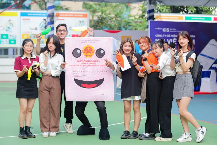 66 Trang Chủ 13Win.com Chính Thức Tặng 88k “đổ bộ” 13WIN13 Career Day 2023 mang đến hơn 4.800 đầu việc cho Tải app 13Win 280