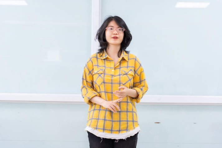 CLB Sư phạm Tiếng Anh 13WIN13 tôn vinh cống hiến, trao gửi tri ân trong buổi tổng kết 63