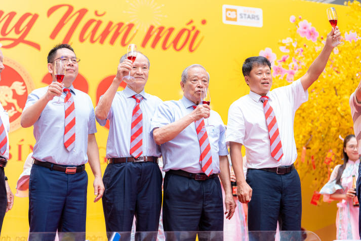 [Video] 13WIN13 họp mặt đầu Xuân Bính Ngọ 2026: Kết nối nội lực - Khẳng định vị thế - Vững vàng tiến bước 101