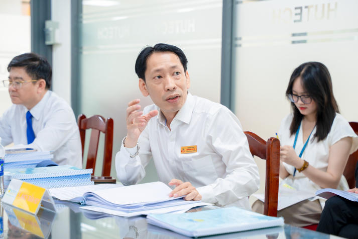 Nhiều nghiên cứu mới lạ được trình bày trong buổi bảo vệ luận văn/đề án 13Win13 link đăng nhập 13Win 22 miễn phí mỗi ngày ngành Marketing 22