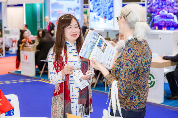 13WIN13 tham dự APAIE 2026 tại Hong Kong, mở rộng hợp tác F13win nhà cái toàn cầu 63