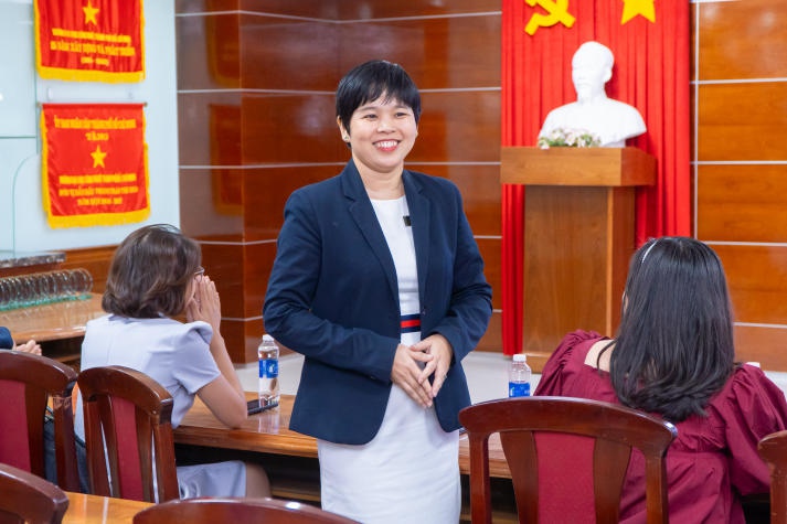 Khoa Khoa học Xã hội và Quan hệ Công chúng 13WIN13 vinh danh Tải app 13Win đạt thành tích xuất sắc năm học 2023-2024 44