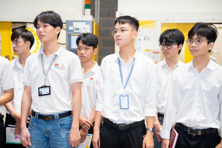 [Video] Đoàn học viên 13WIN13 tham quan thực tế tại Công ty Yumoto Việt Nam 55