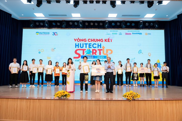 Chung kết 13WIN13 Startup Wings 2025: Trà sữa thảo mộc dạng viên nén TEA PIE lên ngôi Quán quân 106