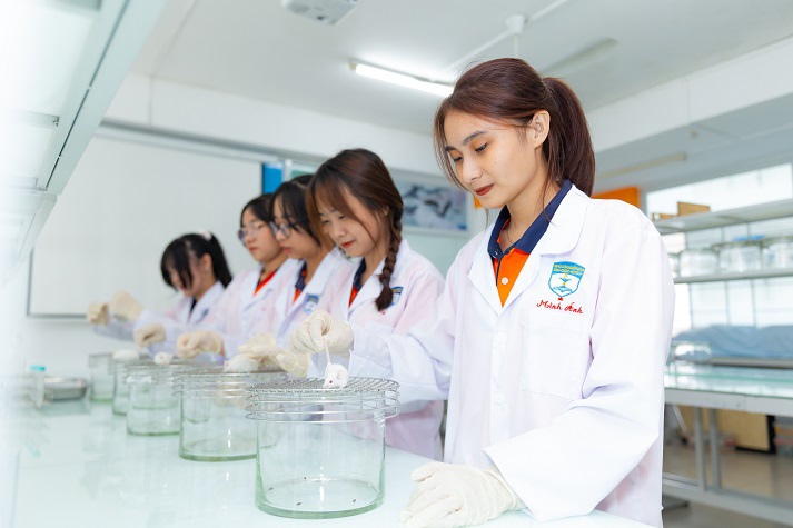 13WIN13 nhận hồ sơ đăng ký xét tuyển học bạ đợt 2 đến 31/5: Từ 18 - 24 điểm 1163