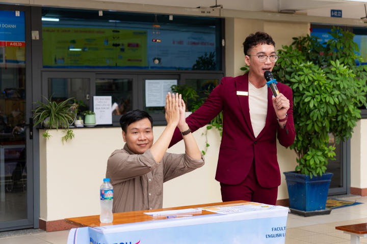 13Win 21 link không chặn Khoa Tiếng Anh vừa học vừa chơi qua hoạt động ngoại khóa "Fun with English" 30