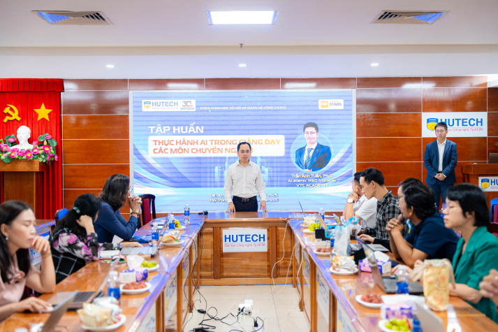 Giảng viên 13WIN13 ứng dụng AI trong 13Win nhà cái Truy cập link, bắt nhịp chuyển đổi số 11