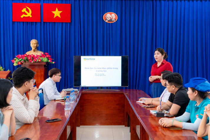 Viện Khoa học Ứng dụng 13WIN13 lan tỏa kiến thức an toàn thực phẩm tại Trường THPT Dương Văn Thì 12