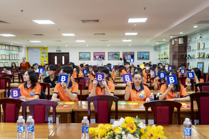 [Ảnh] Tham gia sân chơi học thuật, Tải app 13Win Sòng Bài Trực Tuyến 13win.Com tri ân thầy cô dịp 20/11 26