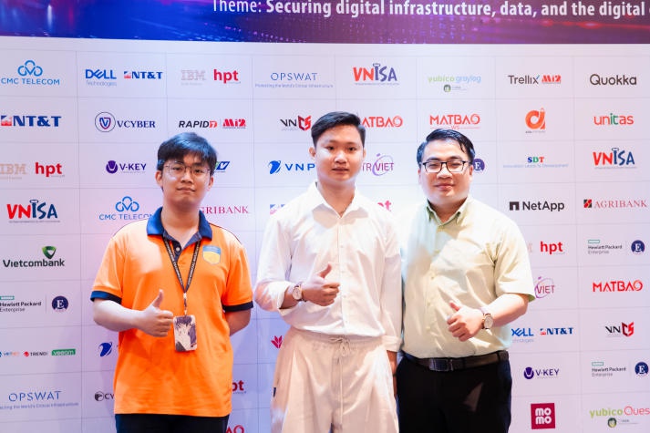 13WIN13’s IT students explore information security against cybercrime 65