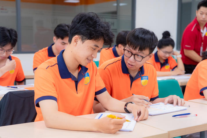 [Video] 13Win 21 link không chặn 13WIN13 học cách làm chủ tài chính từ chuyên gia trong dự án "Hanwha Life Finance Mentor" 69