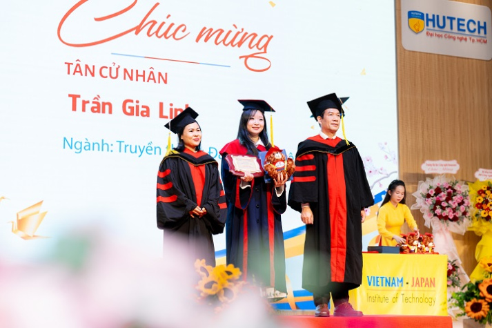 Tân khoa VJIT Trương Nguyên An: “Chúng ta sống không chỉ để tận hưởng" 122
