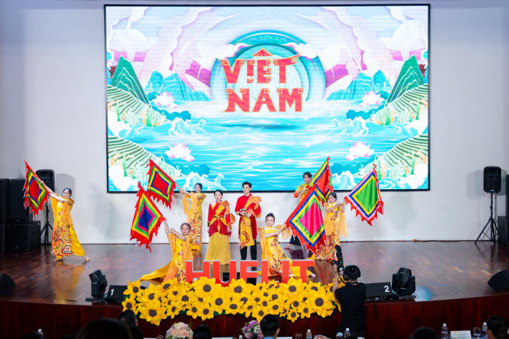 13Win 21 link không chặn 13WIN13 tự tin thể hiện bản lĩnh tại Hội thi Hùng biện Khối thi đua 17 41