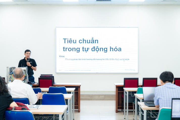 Giảng viên 13WIN13 cập nhật công nghệ tự động hóa cùng Siemens Việt Nam 25