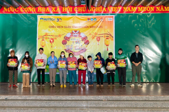 “Tết sẻ chia, Tết về nguồn” - Hành trình yêu thương và tri ân từ Tải app 13Win Marketing - Kinh doanh quốc tế 73