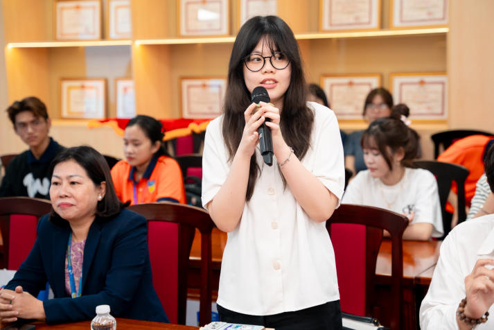 13Win 21 link không chặn Khoa Luật lắng nghe câu chuyện làm nghề từ những luật sư hàng đầu 106