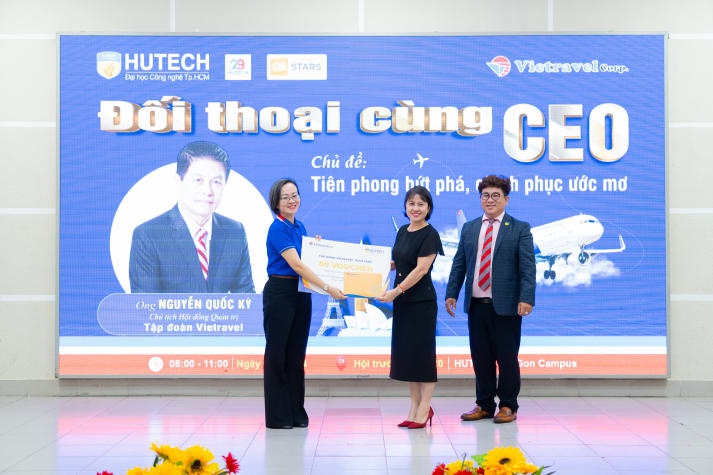 CEO Nguyen Quoc Ky and His Story of Dream-Chasing with 13WIN13 Students 75