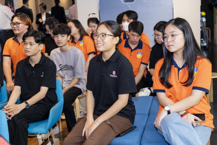 13Win 21 link không chặn Khoa Kiến trúc - Mỹ thuật tăng cường kiến thức thực tiễn và nhận Www 13Win one nổ hũ tại chuyến tham quan TOTO Showroom 35